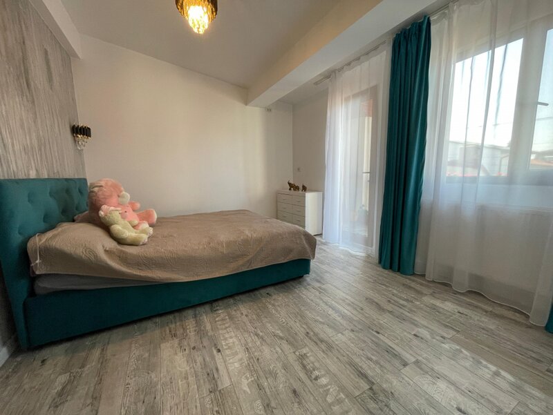 Sector 5 Casa din 2019 cu 4 camere - Scoala 148